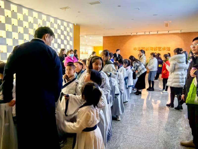 文化赋能：彝良县魔创文旅挖掘城市文化资源的实践探索